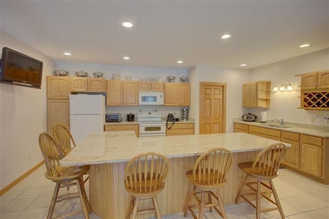 271 River Rd, South Acworth, NH 03607